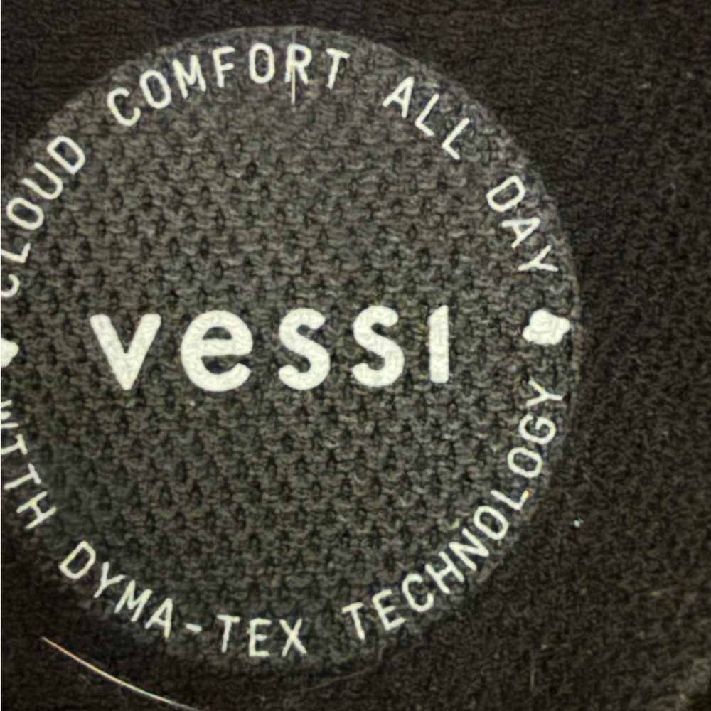 VESSI Women's WATERPROOF Everyday Move Slip-On Sneaker in Onyx Black/Black (8) - Picture 9 of 10